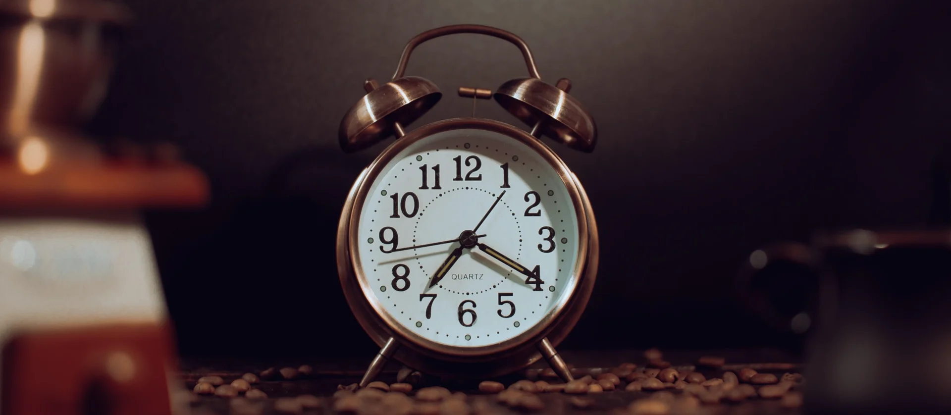 An old-fashioned ticking alarm clock, to illustrate a story about time pressure